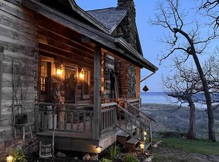 61006 Turkey Run Rd, Ferryville, WI 54628