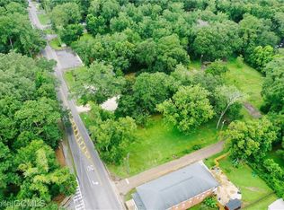 1306 Main St, Daphne, AL 36526