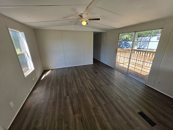 2nd image of 106 Choice Ln