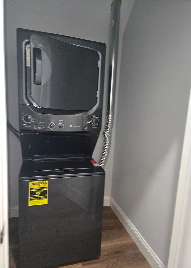 Luxury 1 and 2 bedrooms for rent — Photo 3