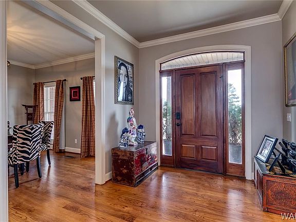2nd image of 3670 River Bluff Dr