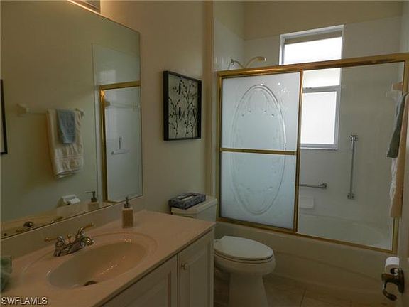 4th image of 8215 Woodridge Pointe Dr