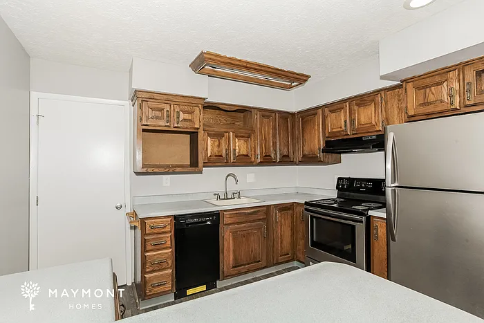 3114 Nightfall Ct — Photo 3
