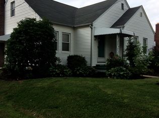 319 Garfield Ave NW, Carrollton, OH 44615