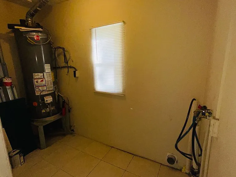 1701 Sunrise Blvd — Photo 12