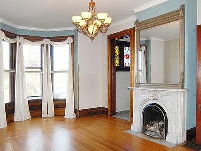 2nd image of 2344 Ashland Ave #1