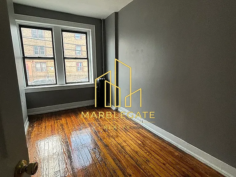 329 Park Ave #33 — Photo 7