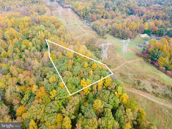 8250 Pushaw Station Rd, Owings, MD 20736