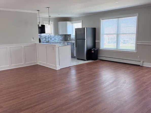 126 Downing St #A, New Haven, CT 06513