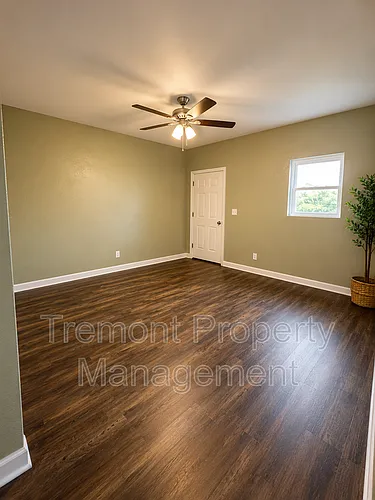 4607 Highland Ave #B Photo 1