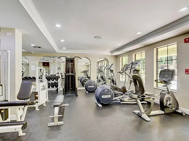 630 Sapodilla Ave #333 — Photo 9