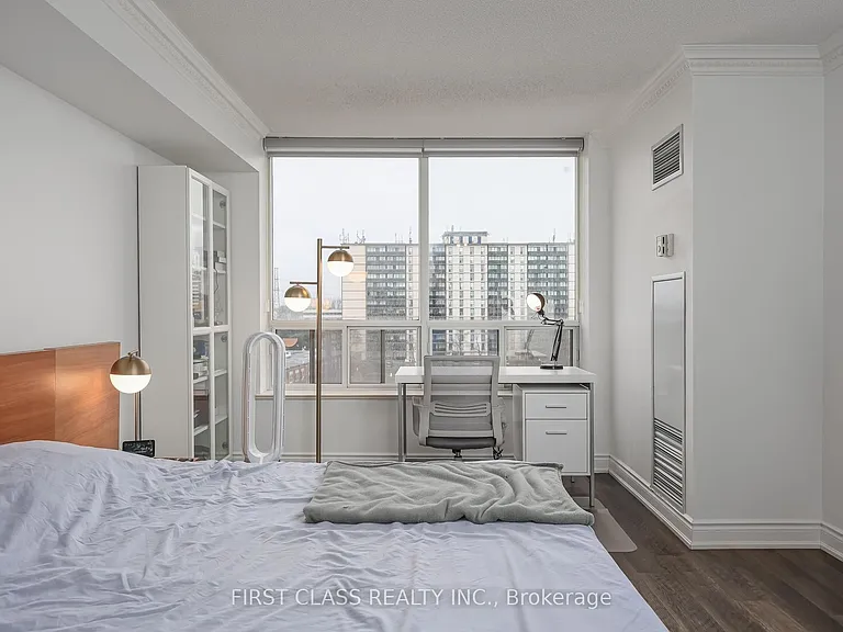 3181 Bayview Ave #902 — Photo 13