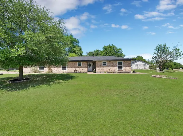 103 Willow Lake Ln, Crandall, TX 75114