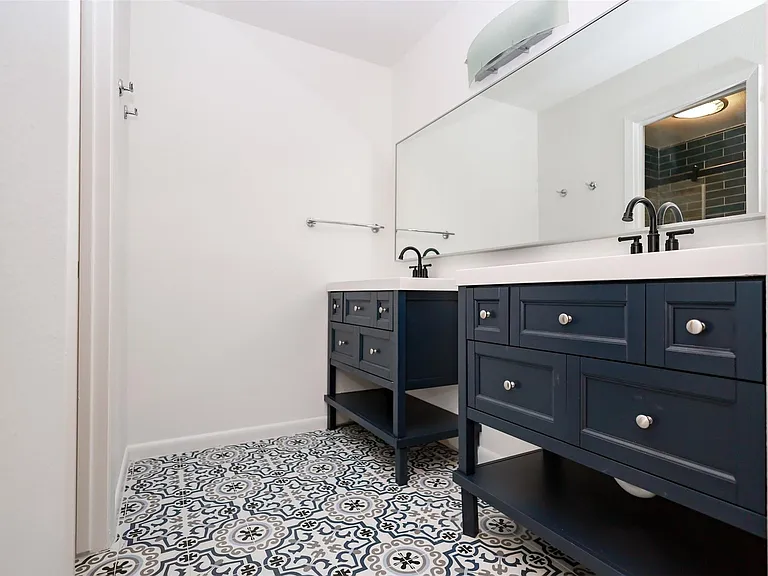 2302 W Settlers Way — Photo 15