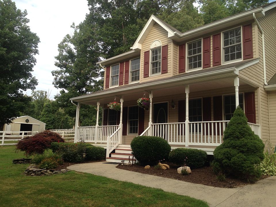 1st image of 111 Sunshine Dr