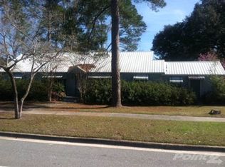5462 10th St, Malone, FL 32445
