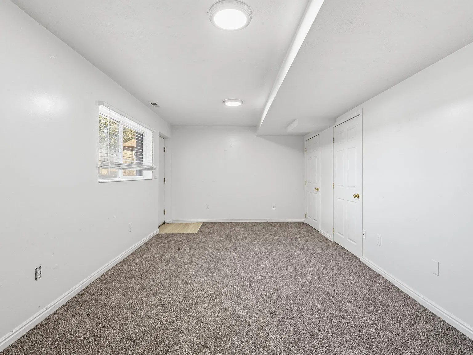 2 bed, 1040 sqft, $1,500 — Photo 4