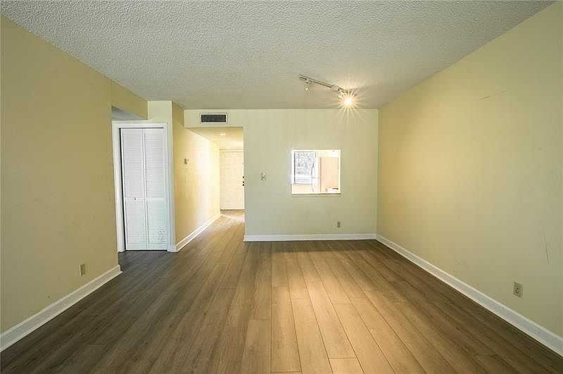 1st image of 185 Lakeview Dr #A104