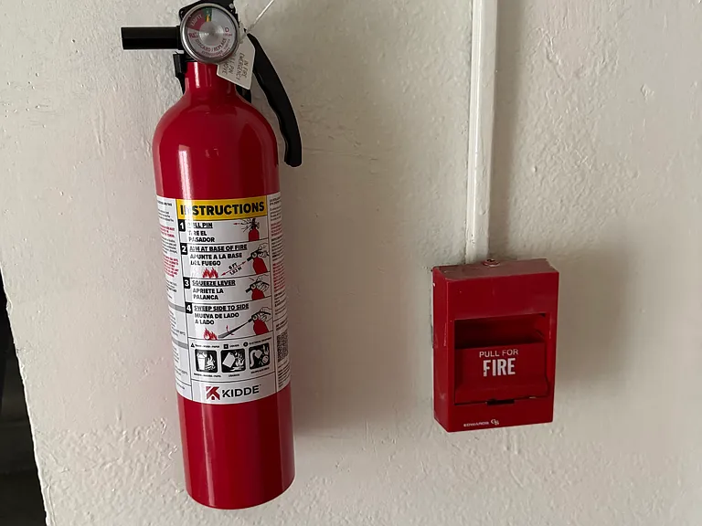 8930 S Vermont Ave — Photo 6