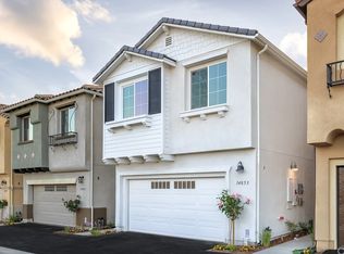 12251 N Lima Way, Sylmar, CA 91342