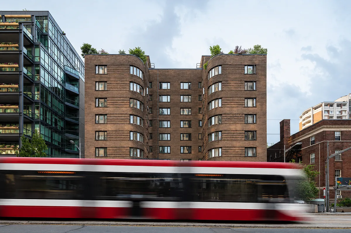 Building Photo - 110 Saint Clair Ave W