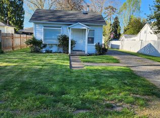 1404 E 32nd St, Vancouver, WA 98663