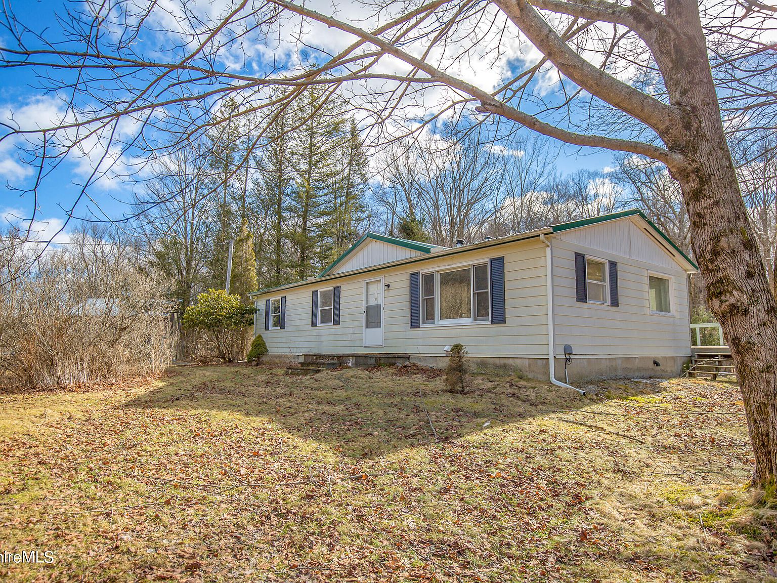 46 Middle Rd, Austerlitz, NY 12017 Zillow