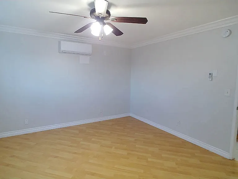 Alhambra @ Studio City Apts. — Photo 71