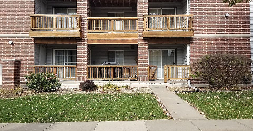 condo access from street