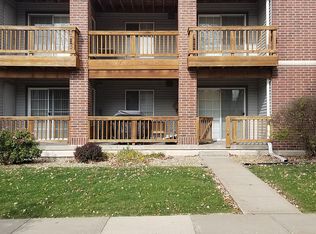 504 W Side Dr, Iowa City, IA 52246