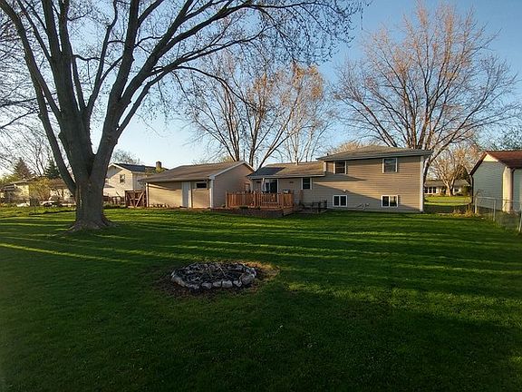 Nice Sized Back Yard!