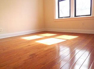 34-06 32nd St #32, Astoria, NY 11106