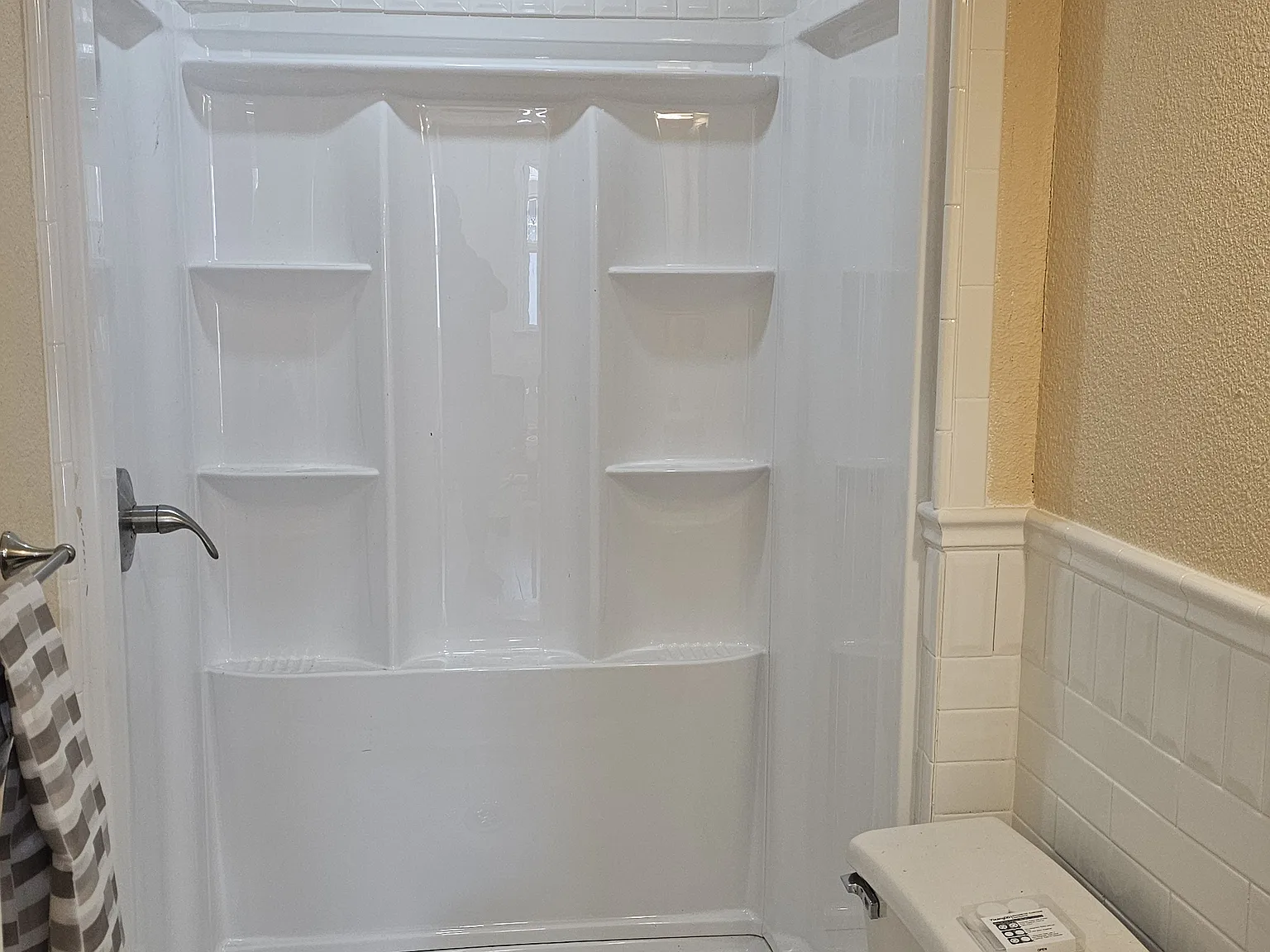 2 bed, 560 sqft, $1,850 — Photo 3