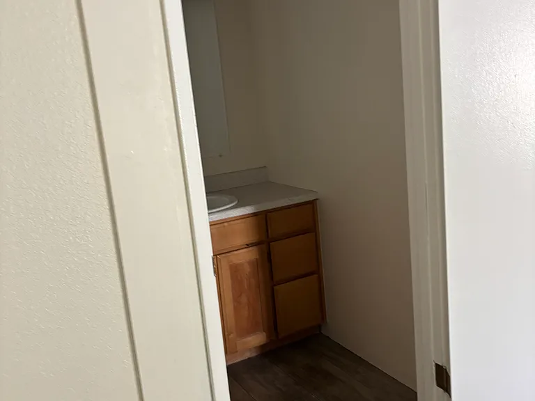 642 W Helen Ave #642 — Photo 15