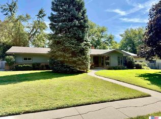 1138 Sunrise Dr, Seward, NE 68434