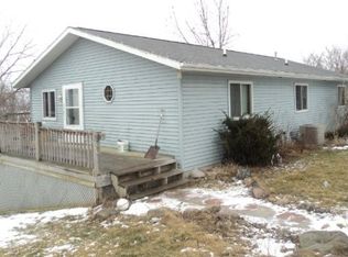 N5014 Sinissippi Point Rd, Juneau, WI 53039