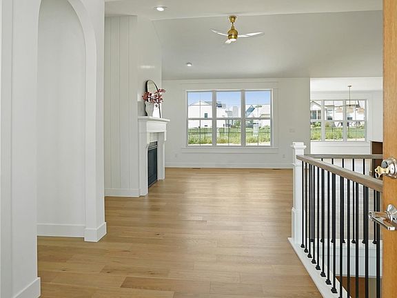 4th image of 1203 Willowgrove Ln