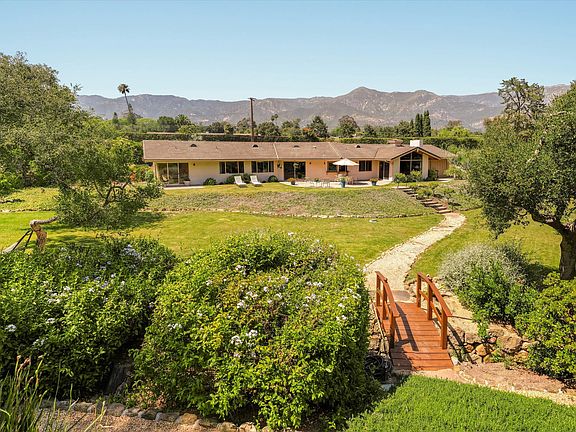 3rd image of 1163 Camino Viejo Rd