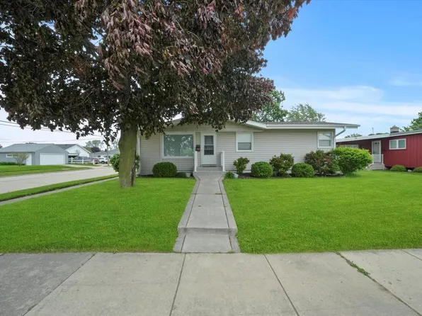 1903 18th Ave, Kenosha, WI 53140