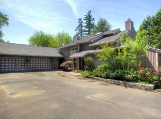 2944 SW Scholls Ferry Rd, Portland, OR 97221
