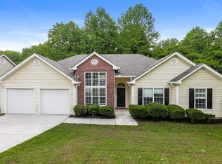 10990 Knotty Pine Pl, Hampton, GA 30228