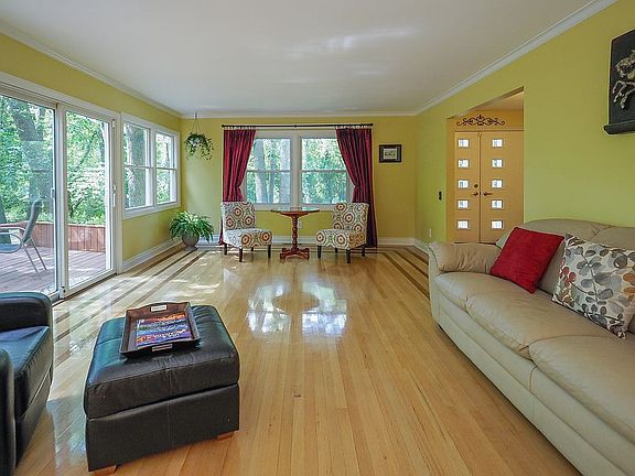 3rd image of 5245 Stonehenge Dr