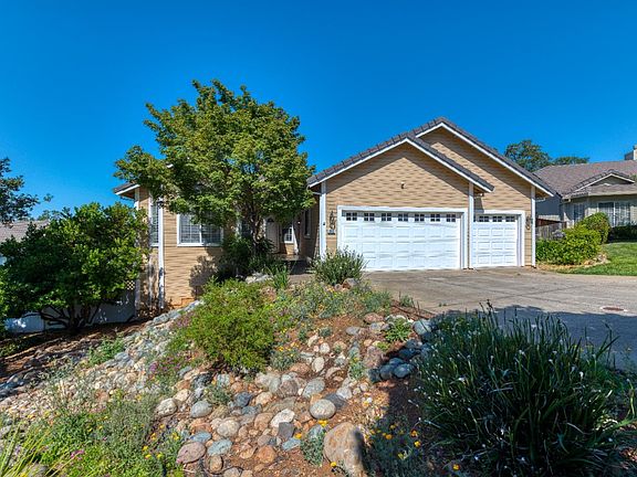 2nd image of 803 Nott Ct