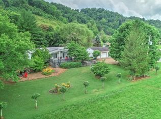2212 Stanley Valley Rd, Surgoinsville, TN 37873