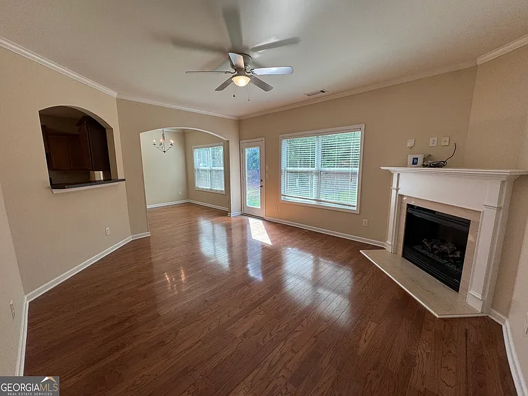 1455 Blackstone Way — Photo 6
