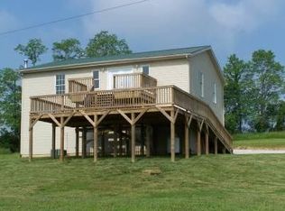 3724 Blackwood Rd, Athens, OH 45701