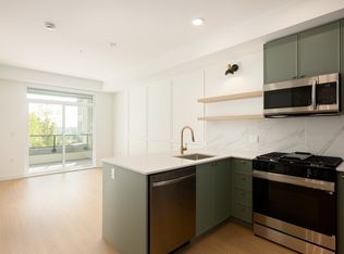 209 Lebleu St #318, Coquitlam, BC