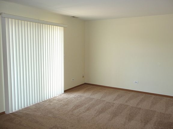 2nd image of 2254 Abbeywood Dr APT B