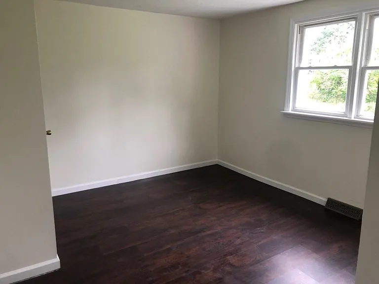 6454 Williams Rd — Photo 5