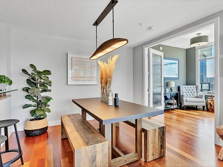 1205 Pacific Hwy #1706 — Photo 9